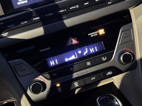 Used 2018 Hyundai Elantra Value Edition image 27