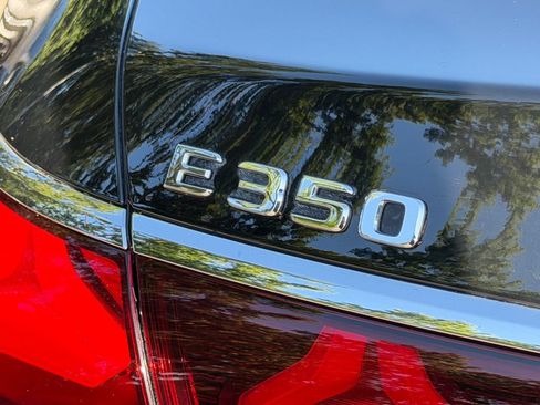Used 2026 Mercedes-Benz E 350 4MATIC Sedan image 26