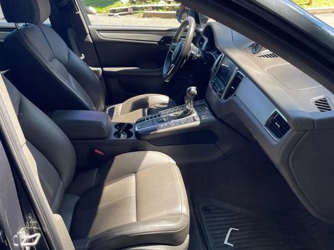 Used 2017 Porsche Macan S AWD/4WD image 7