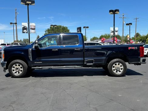 Used 2023 Ford F350 XLT w/ FX4 Off-Road Package AWD/4WD image 3