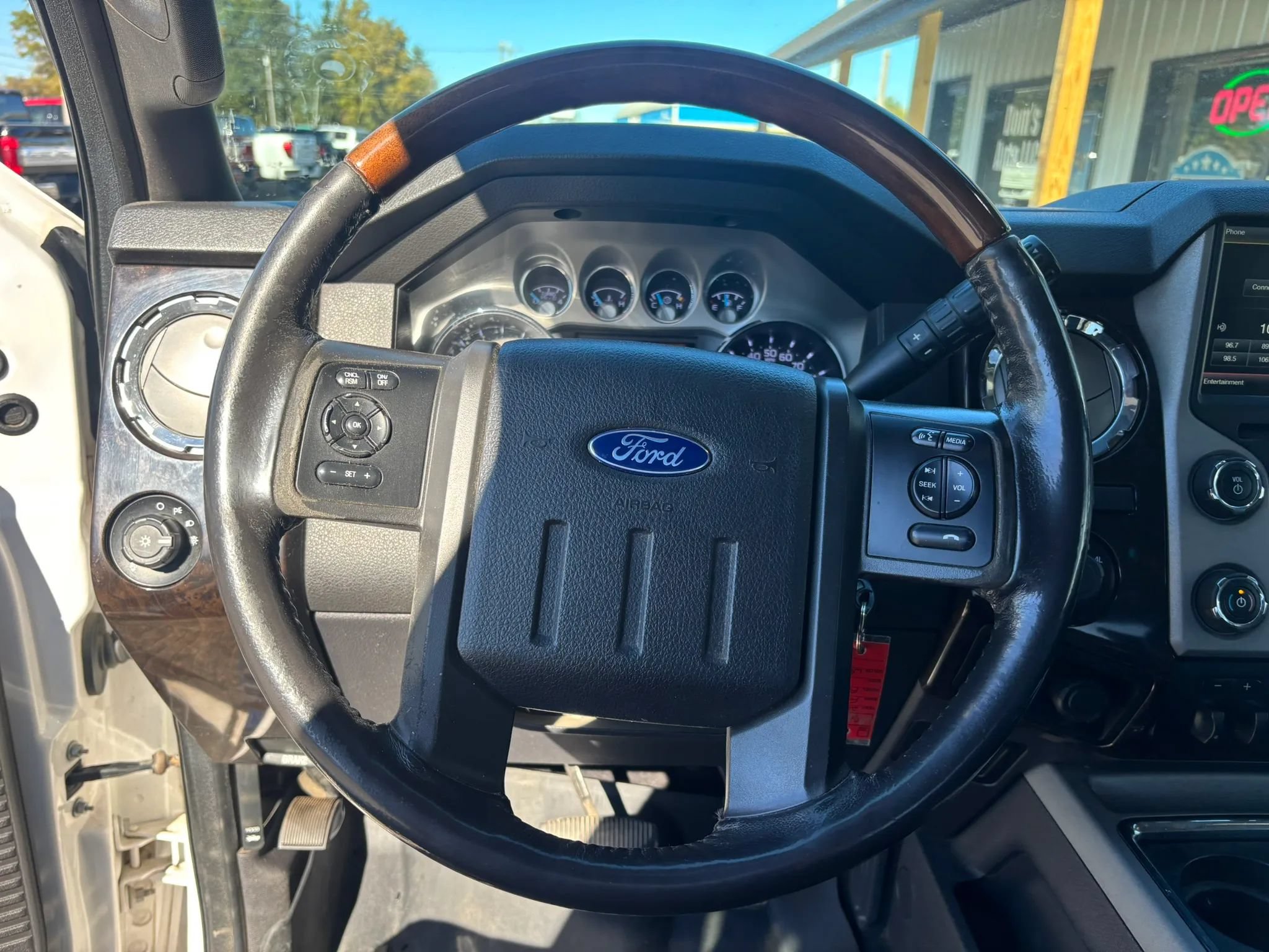 Used 2016 Ford F450 Platinum AWD/4WD image 22