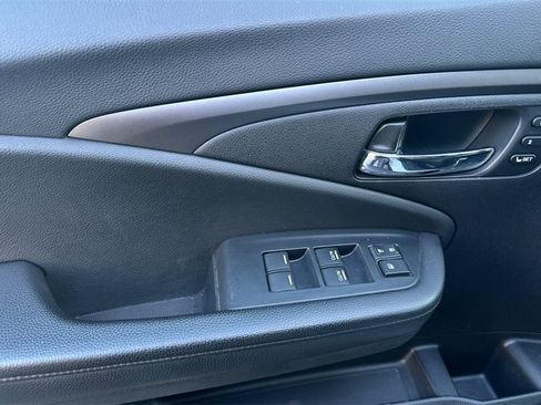 Used 2021 Honda Pilot EX-L image 11