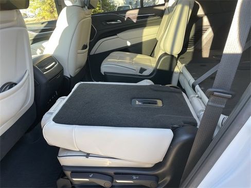 Used 2021 Cadillac Escalade Sport image 14