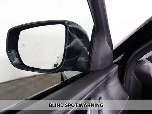 Used 2023 Jeep Grand Cherokee Limited AWD/4WD image 5