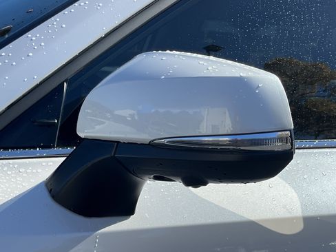 Used 2024 Toyota Grand Highlander Limited image 36