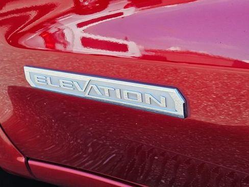 Used 2021 GMC Sierra 1500 Elevation w/ X31 Off-Road Package AWD/4WD image 12