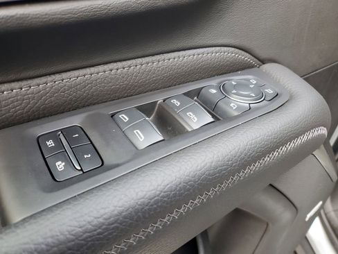 Used 2024 GMC Yukon Denali image 26