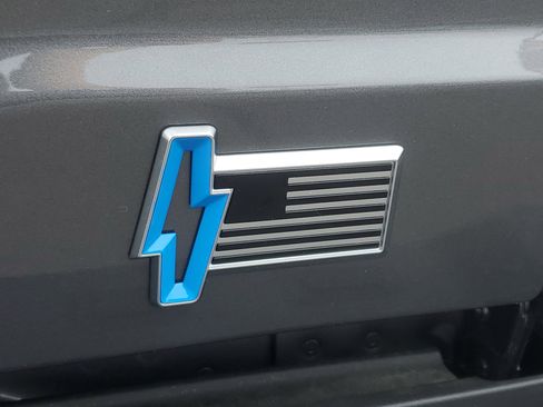 New 2025 Ford F150 Lightning XLT image 8