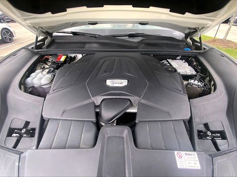 Used 2019 Porsche Cayenne AWD/4WD image 31