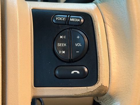 Used 2009 Ford F250 Lariat image 35