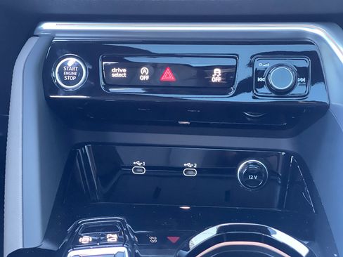 New 2025 Audi Q5 Premium Plus image 31