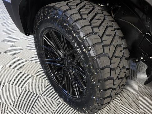 Used 2024 Toyota Land Cruiser image 42