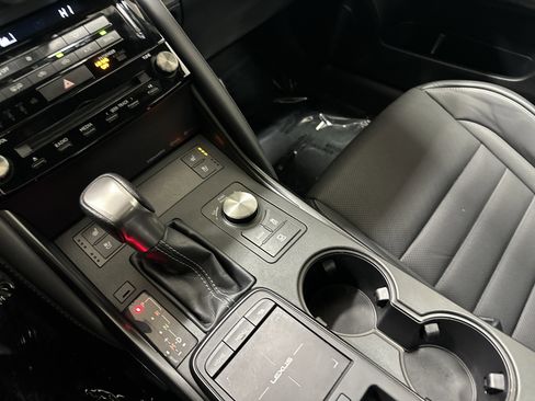 Certified 2022 Lexus IS 350 F Sport image 26