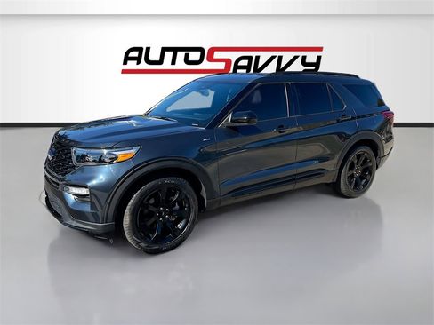 Used 2024 Ford Explorer ST-Line w/ Class IV Trailer Tow Package image 3