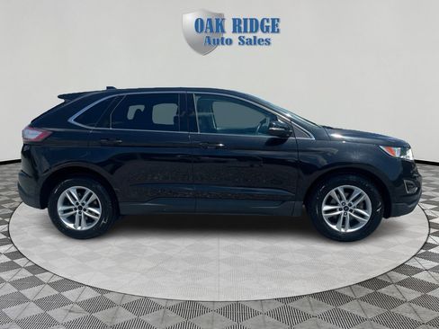 Used 2015 Ford Edge SEL image 4
