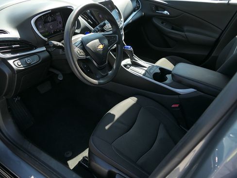 Used 2019 Chevrolet Volt LT FWD image 13