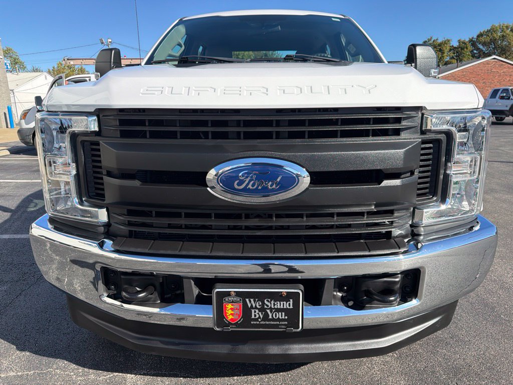 Used 2019 Ford F250 XL w/ Power Equipment Group AWD/4WD image 8