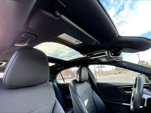 Used 2024 Mercedes-Benz C 300 4MATIC Sedan image 13