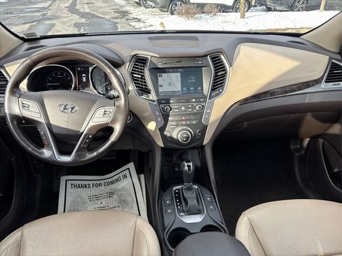 Used 2017 Hyundai Santa Fe Sport w/ 2.4L Tech Package 04 image 21