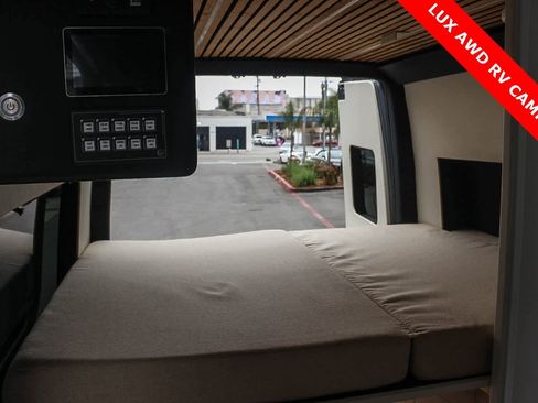 Used 2023 Mercedes-Benz Sprinter 2500 image 23