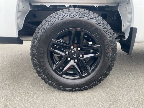 New 2026 Chevrolet Silverado 1500 Custom Trail Boss image 6