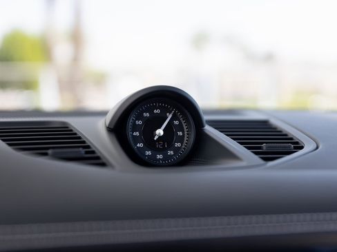 Certified 2025 Porsche Panamera 4S image 16