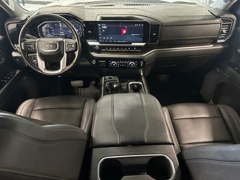 Used 2023 GMC Sierra 1500 SLT w/ SLT Premium Plus Package AWD/4WD image 15