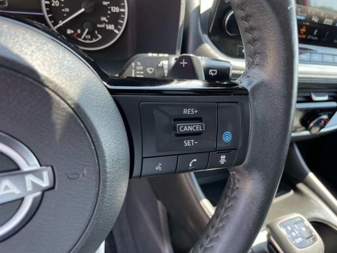 Used 2023 Nissan Rogue SL w/ SL Premium Package FWD image 25