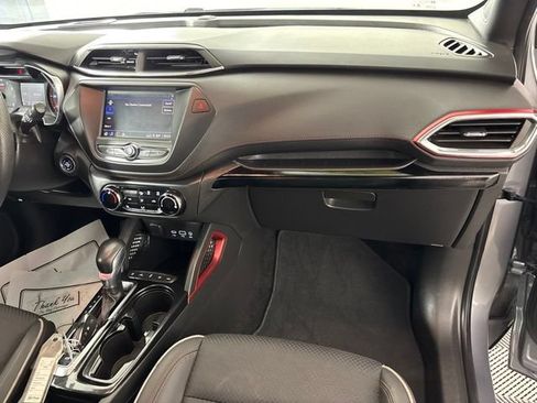 Used 2022 Chevrolet TrailBlazer RS AWD/4WD image 37