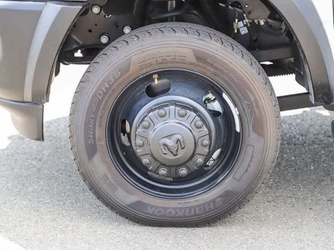 New 2023 RAM 5500 Tradesman AWD/4WD image 9