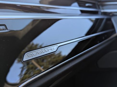 Used 2020 Audi S8 L w/ Full Leather Package image 28