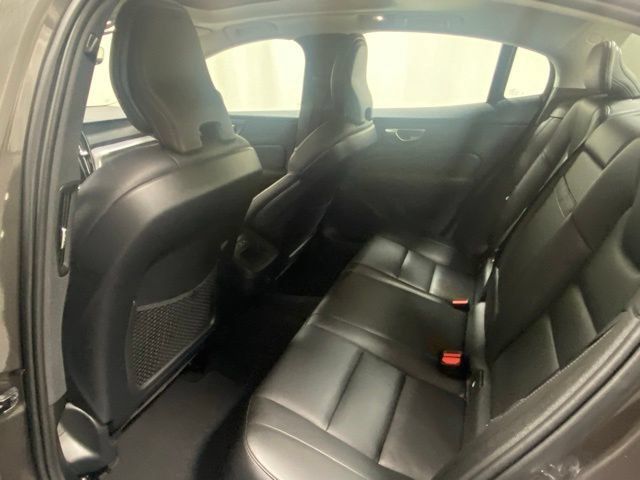 Used 2025 Volvo S60 B5 Core AWD/4WD image 13