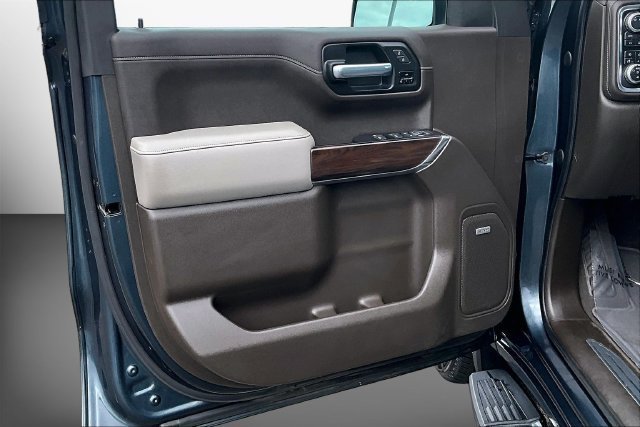 Used 2020 GMC Sierra 1500 SLT w/ SLT Premium Plus Package AWD/4WD image 17