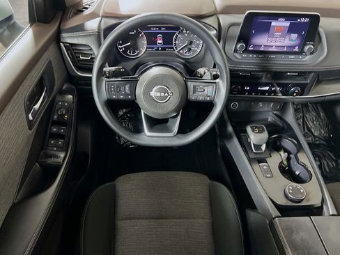 Used 2023 Nissan Rogue SV AWD/4WD image 20