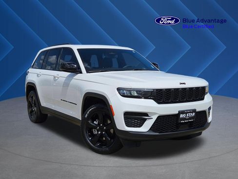 Used 2023 Jeep Grand Cherokee Altitude RWD image 1