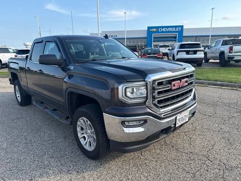 Used 2016 GMC Sierra 1500 SLE w/ SLE Value Package AWD/4WD image 2
