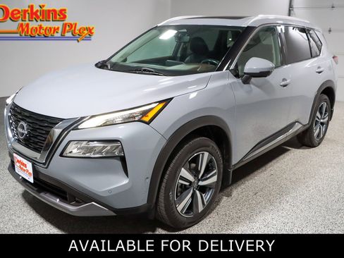 Used 2022 Nissan Rogue SL w/ SL Premium Package image 1