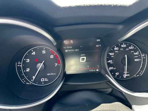 Used 2018 Alfa Romeo Stelvio Ti Sport AWD/4WD image 15