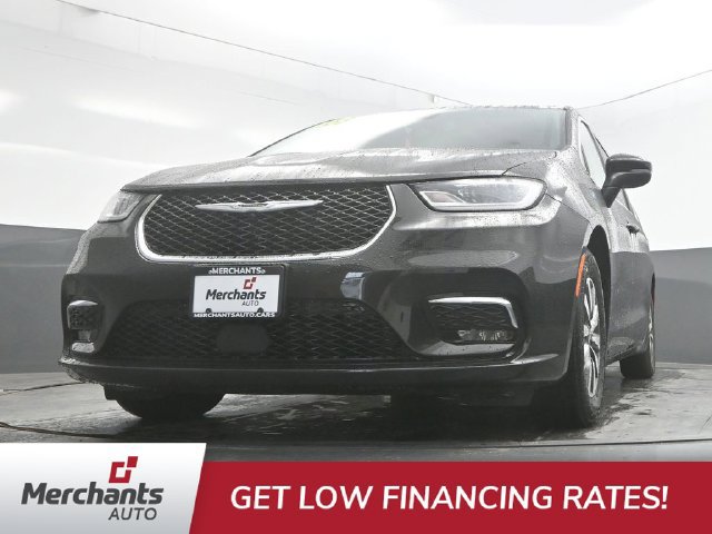 Used 2023 Chrysler Pacifica Touring-L FWD image 33