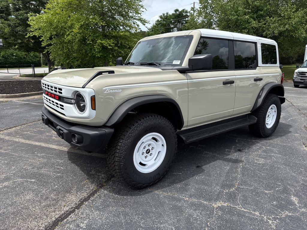 New 2026 Ford Bronco Heritage Edition AWD/4WD image 9