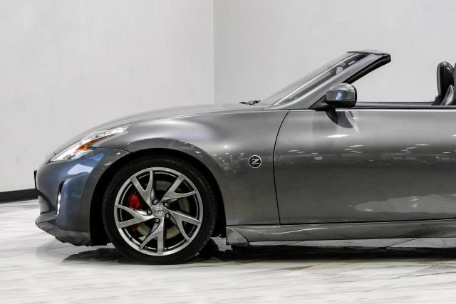 Used 2016 Nissan 370Z Touring Sport RWD image 21