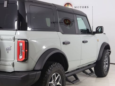 Used 2024 Ford Bronco Badlands AWD/4WD image 32