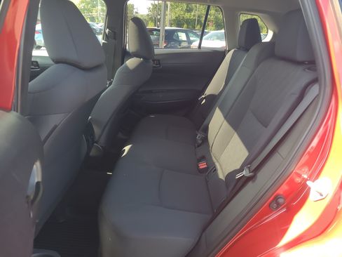 Certified 2023 Toyota Corolla Cross LE w/ Moonroof Package AWD/4WD image 28