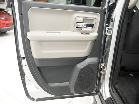 Used 2012 RAM 1500 Classic SLT w/ Remote Start & Security Group AWD/4WD image 23