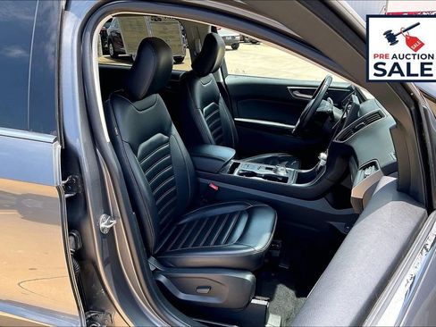 Used 2024 Ford Edge SEL AWD/4WD image 7