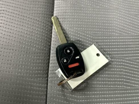 Used 2015 Honda Pilot EX image 32