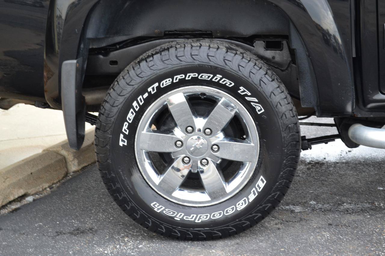 Used 2011 Chevrolet Colorado LT AWD/4WD image 47