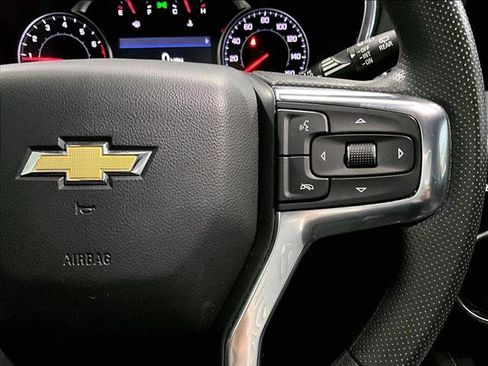 Used 2023 Chevrolet Blazer LT FWD image 21