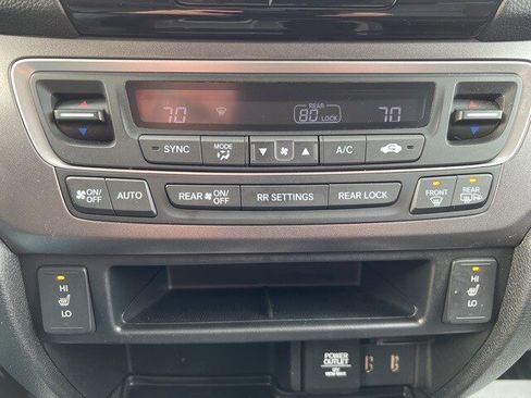 Used 2017 Honda Pilot EX-L image 31