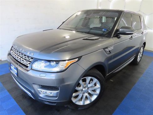 Used 2017 Land Rover Range Rover Sport HSE image 4